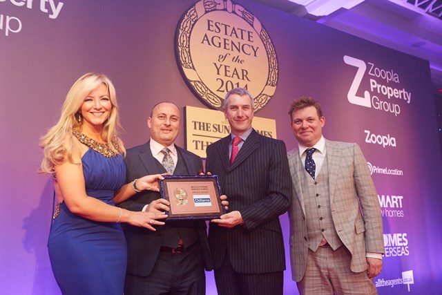 012_Best_Customer_Service_Large_Bronze_Chilterns