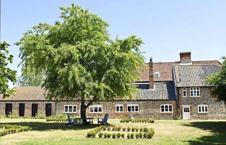 grange farm house